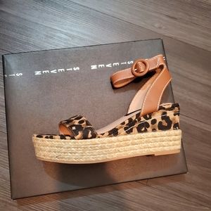 Steven by Steve Madden Kippie Leopard Sand…